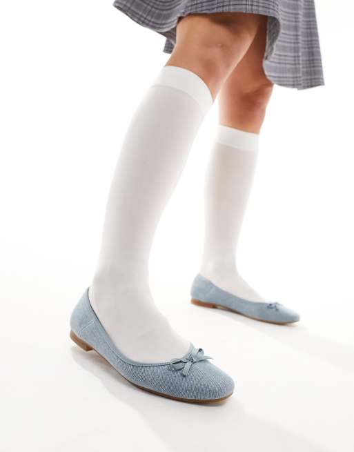ASOS DESIGN Wide Fit Lullaby basic bow Ballet flats in Denim | ASOS