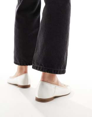 ASOS DESIGN Wide Fit Lullaby basic bow ballet flats in ivory