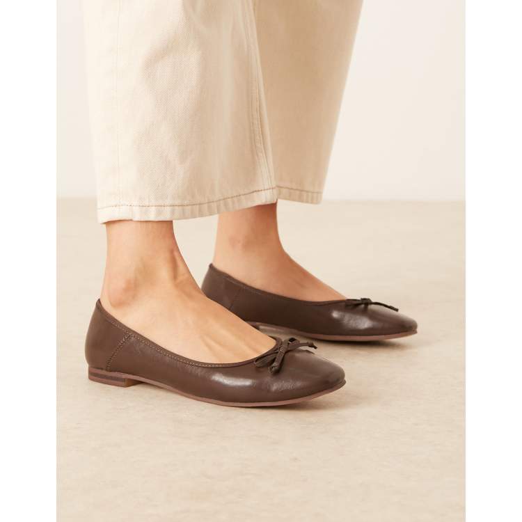 MOUSSY BOW BALLET パンプス　L ASOS DESIGN Wide Fit Lullaby bow ballet flats in chocolate