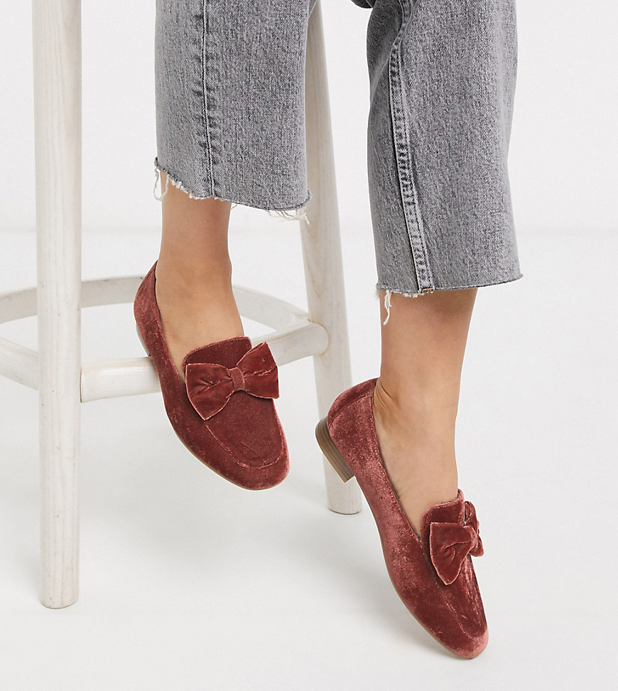 ASOS DESIGN Wide Fit Mable bow loafers in rust velvet-Tan