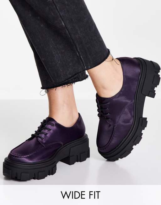 ASOS DESIGN Wide Fit – Mall – Flache Schnürschuhe aus lila Satin mit dicker Sohle, weite Passform