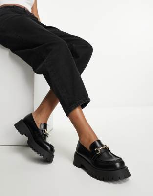 ASOS DESIGN Wide Fit - Masterpiece - Loafer in Schwarz mit dicker Sohle