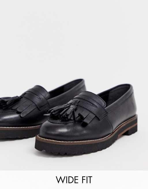 ASOS DESIGN - Wide Fit Maxfield - Mocassini in pelle con frange