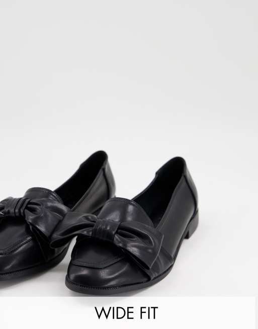 Wide black flat store shoes