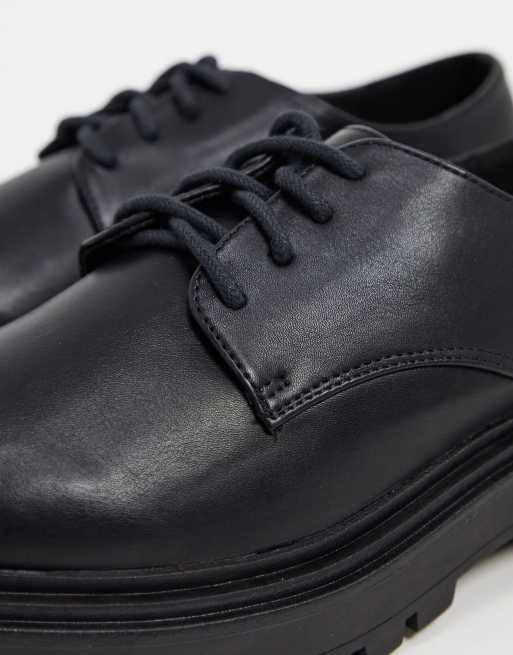 ASOS DESIGN Wide Fit Money chunky lace up flat shoes in black, 2 of 4