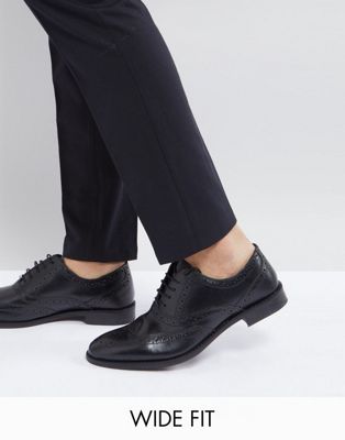 ASOS DESIGN Wide Fit oxford brogue shoes in black leather | ASOS