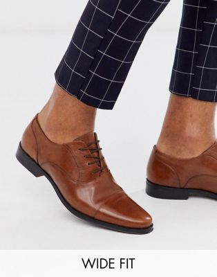 ASOS DESIGN Wide Fit oxford shoes in 