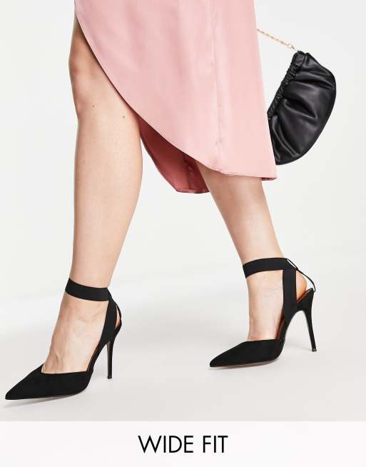 ASOS DESIGN Wide Fit – Pantha – Absatzschuhe in Schwarz mit elastischen Bändern