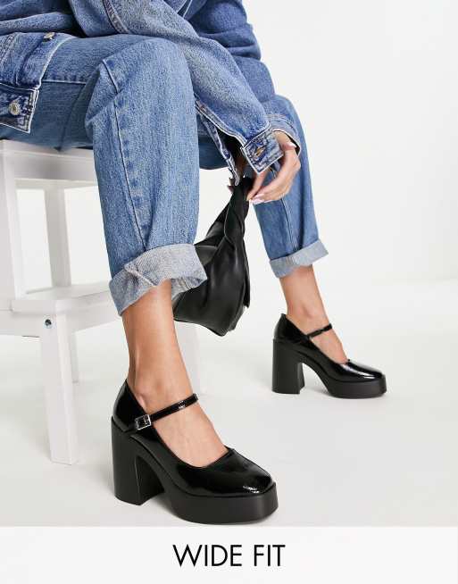 ASOS DESIGN Wide Fit Penny Mary Jane Schuhe in Schwarz mit Absatz und Plateausohle weite Passform ASOS