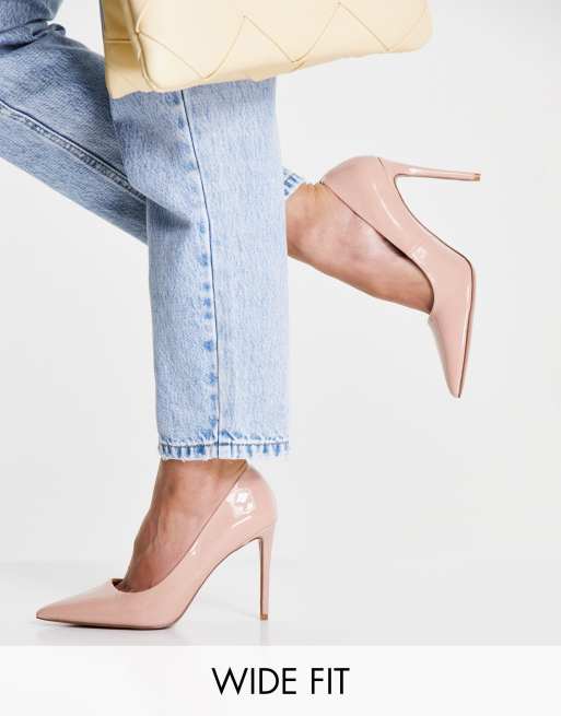 ASOS DESIGN Wide Fit Penza Spitze Pumps in Beige mit hohem Absatz weite Passform