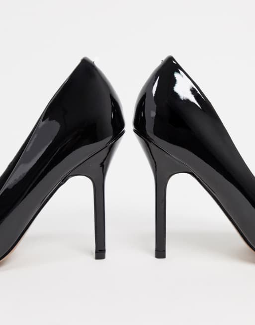 ASOS DESIGN Wide Fit Phoenix pointed high heeled pumps in black patent, 3 of 4