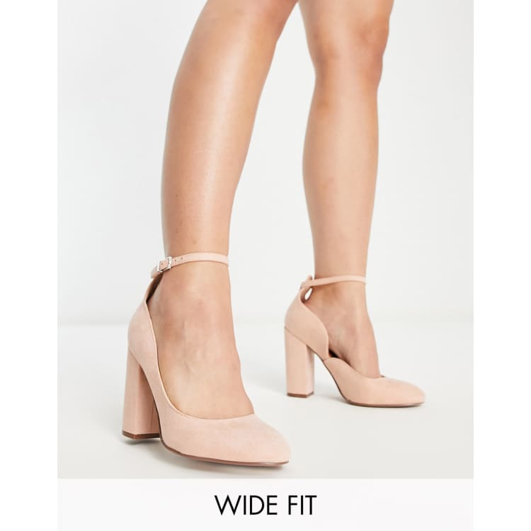 Round closed toe store heels