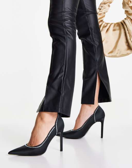 ASOS DESIGN Wide Fit – Porter – Verzierte Pumps in Schwarz