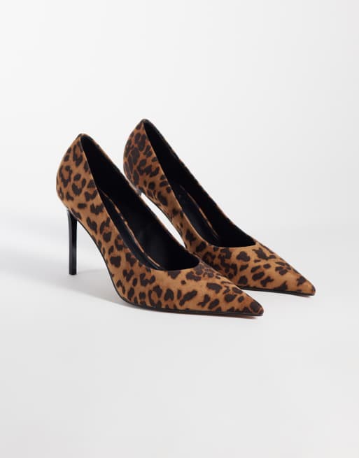 ASOS DESIGN Wide Fit Prague pointed stiletto high heel pumps in leopard, 2 of 4