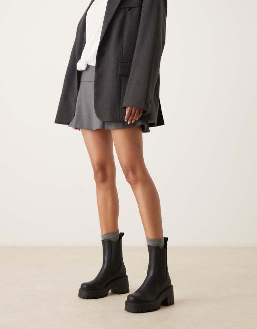 ASOS DESIGN Wide Fit – Rae – Svarta, grova chelseaboots med klackar och bred passform, 2 av 4