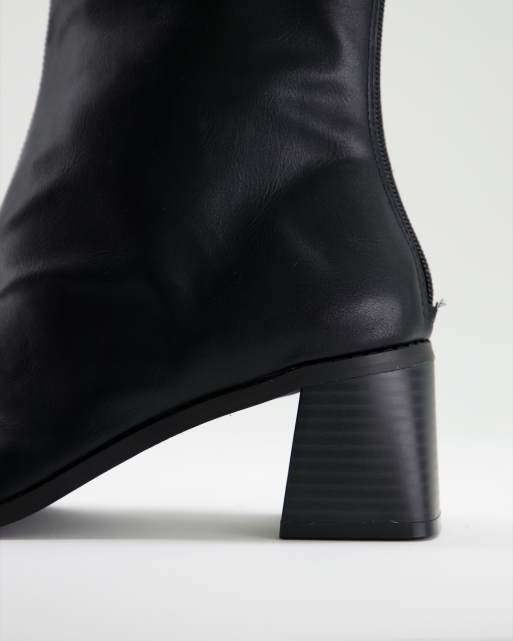 ASOS DESIGN Wide Fit Raider mid heel ankle boots in black, 4 of 4