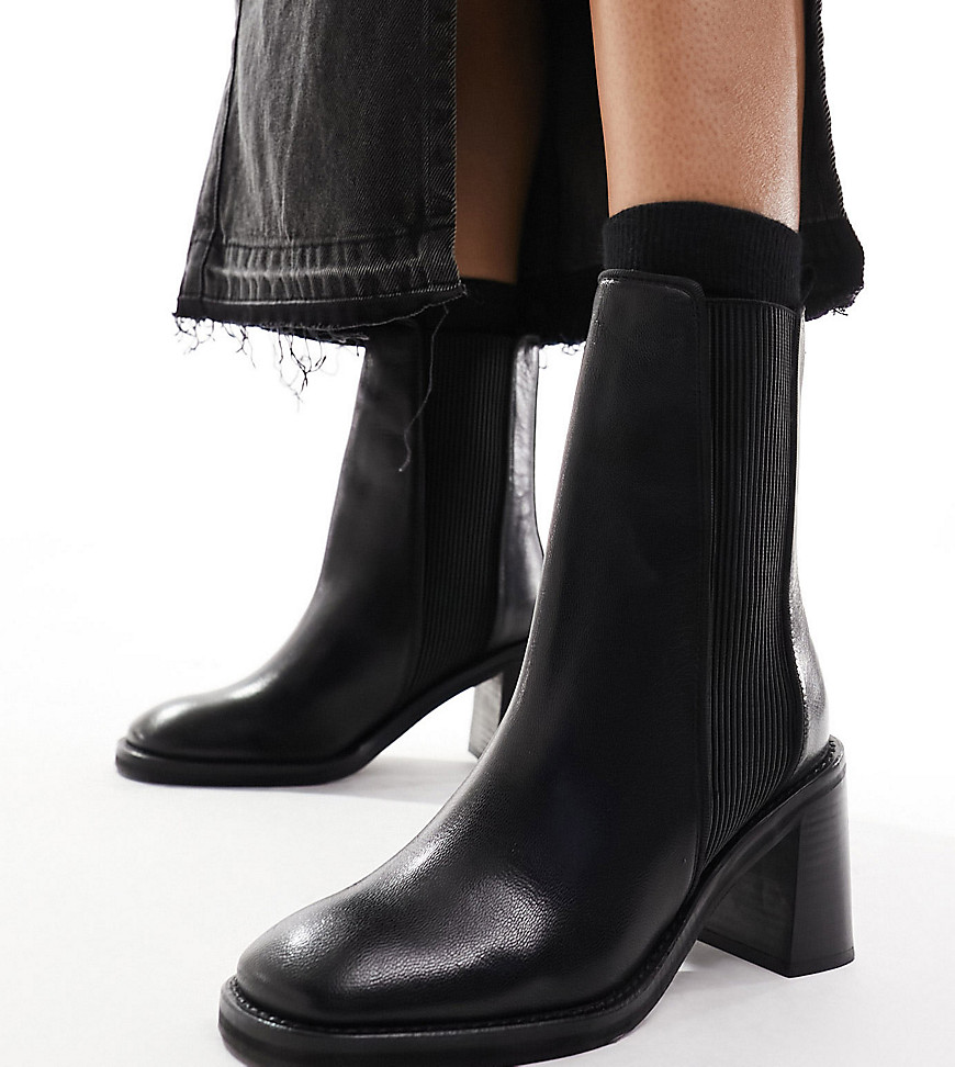 ASOS DESIGN Wide Fit Ratings leather chelsea boots in black