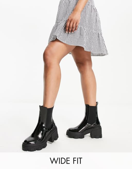 ASOS DESIGN Fit Reality chunky mid-heel Chelsea in black | ASOS