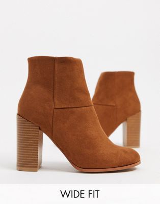 tan high ankle boots