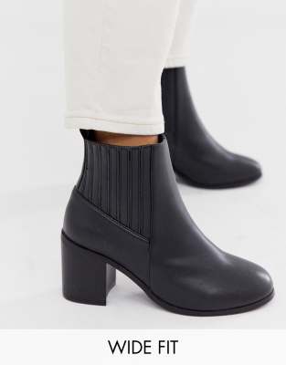 wide size ankle boots