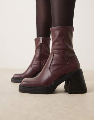 ASOS DESIGN Wide Fit Reign square toe mid-heel platform boots in burgundy-Red