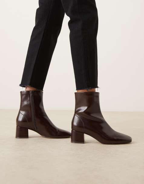 ASOS DESIGN Wide Fit Relay smart heeled ankle boots in chocolate - view 1