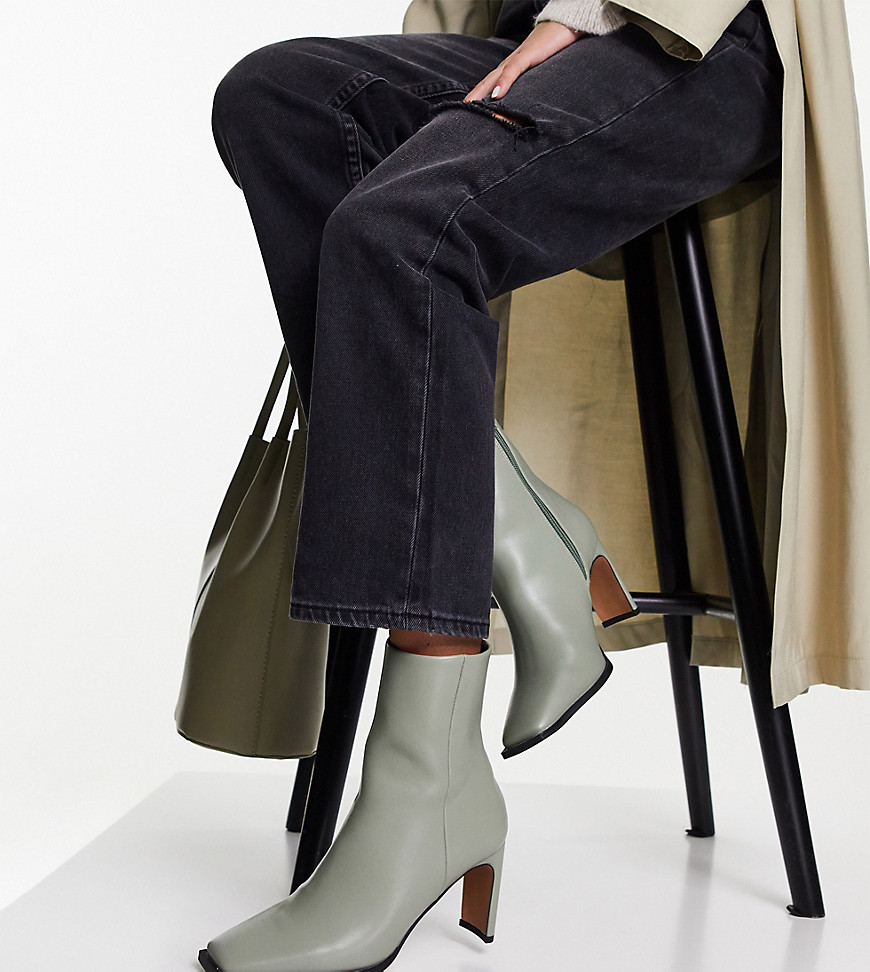 ASOS DESIGN Wide Fit Remmy set-back heeled boots in sage green