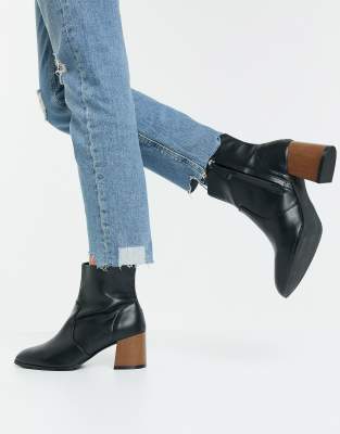 wide leg heeled boots