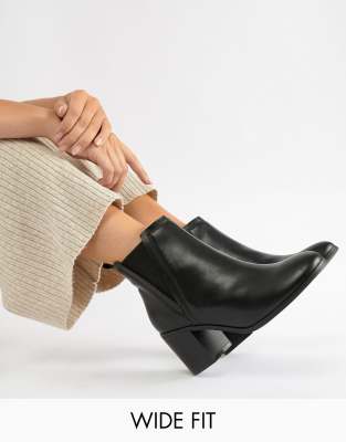 asos design reside heeled ankle chelsea boots