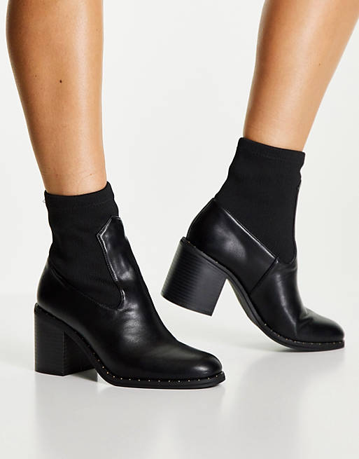  Boots/Wide Fit Ruby studded block heel boots in black 