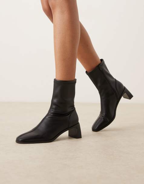 ASOS DESIGN Wide Fit - Rush - Sorte ankelstøvler med forskudt hæl - view 1