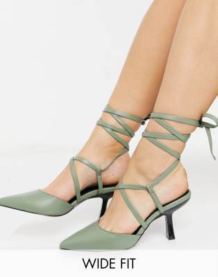 scarpe tacco pianta larga