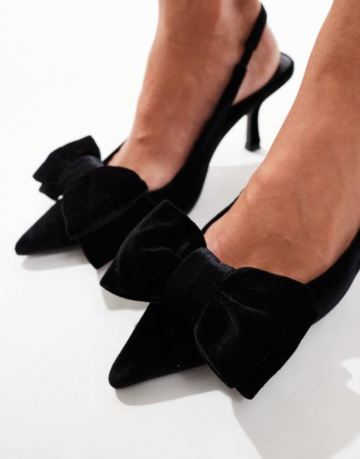 ASOS DESIGN Wide Fit Sapphire bow detail mid heeled shoes in black
