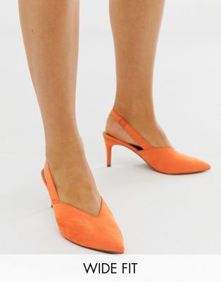 low heel wide fit court shoes