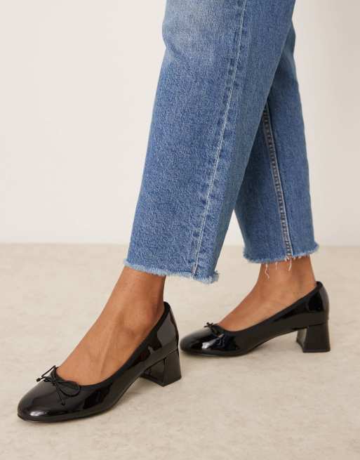 ASOS DESIGN Wide Fit Shelley Schuhe in Schwarz mit mittelhohem Blockabsatz und Schleifendetail weite Passform ASOS