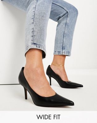 ASOS DESIGN Wide Fit Sienna mid heeled court shoes in black