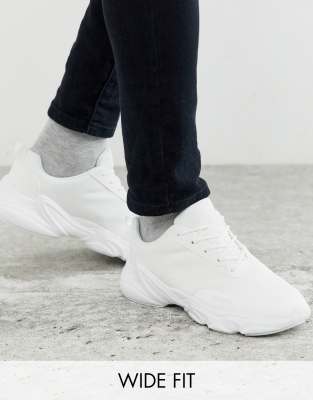 fit mesh sneakers