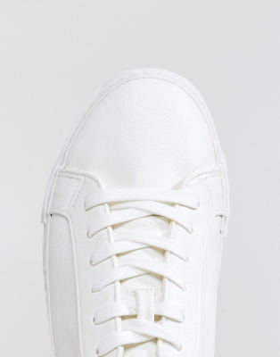 ASOS DESIGN Wide Fit sneakers in white 