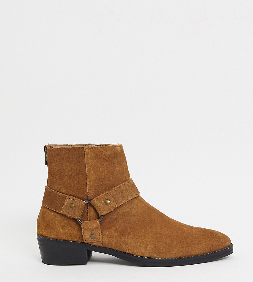 ASOS DESIGN Wide Fit stacked heel western chelsea boots in tan suede with buckle detail-Brown