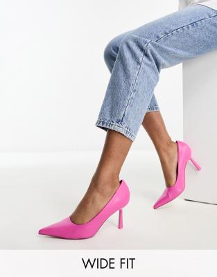 ASOS DESIGN Wide Fit - Sterling - Pumps in Rosa mit mittelhohem Absatz und weiter Passform