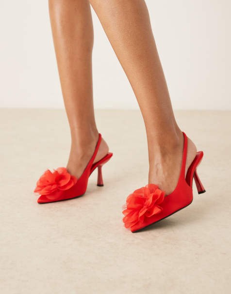 ASOS DESIGN Wide Fit – Sunrise – Schuhe in Rot mit mittelhohem Absatz, Ansteckblume und Fersenriemen, weite Passform - view 1