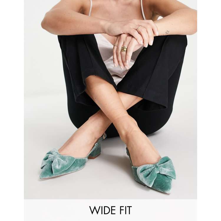 ASOS DESIGN Wide Fit Suzy bow slingback mid heeled shoes in