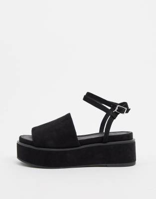 black flatform sandals