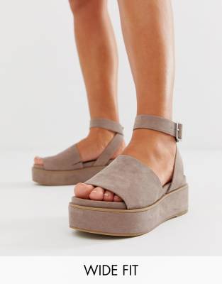 ASOS DESIGN Wide Fit Taylor flatform 