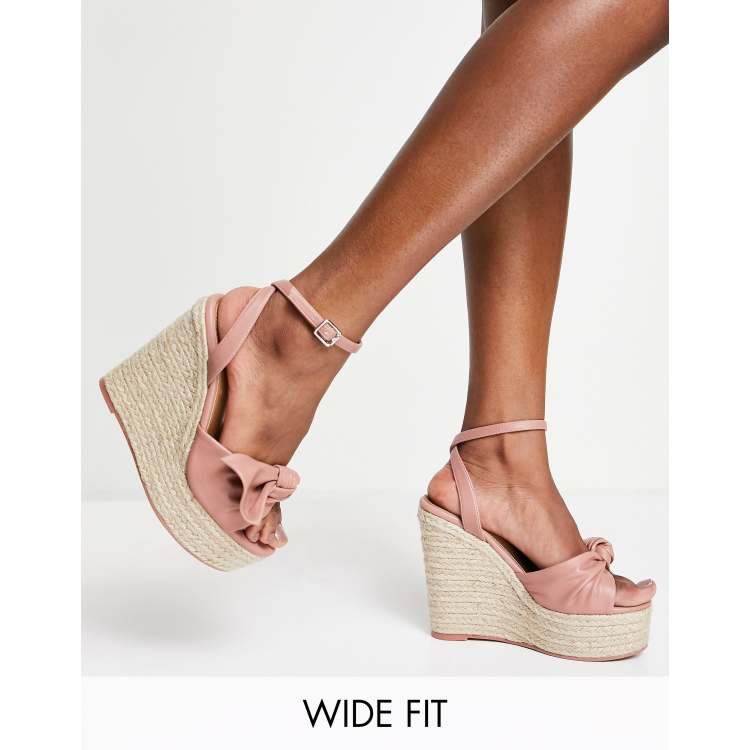 Bow hot sale tie wedges