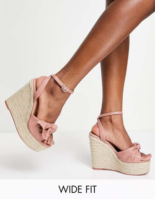 Pink deals bow wedges