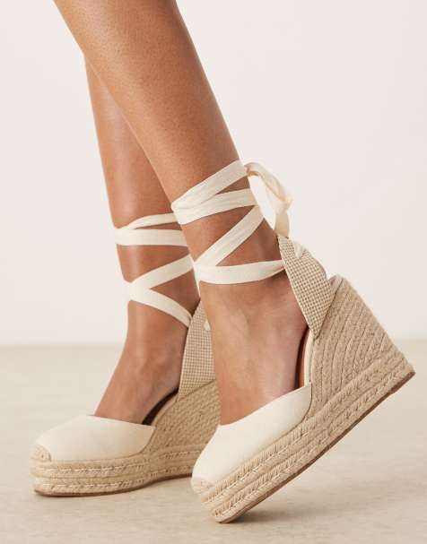ASOS DESIGN Wide Fit - Tyra - Chaussures compensées à bout fermé en lin naturel - view 1