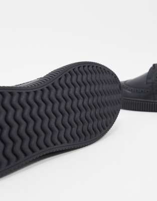 vegan wide fit shoes