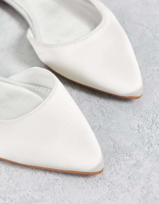 ASOS DESIGN Wide Fit Virtue d'orsay pointed ballet flats in ivory satin, 2 of 4