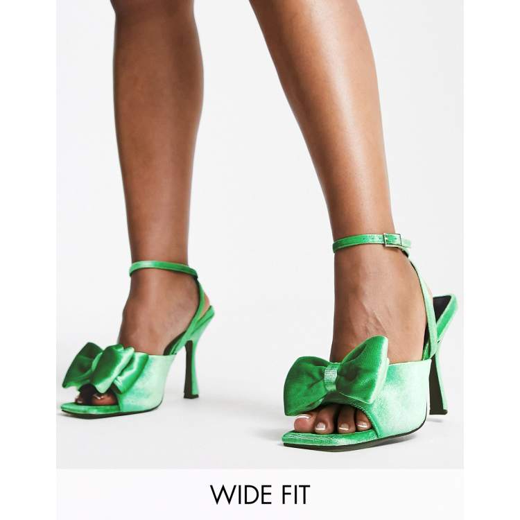 Green heels 2024 with bow